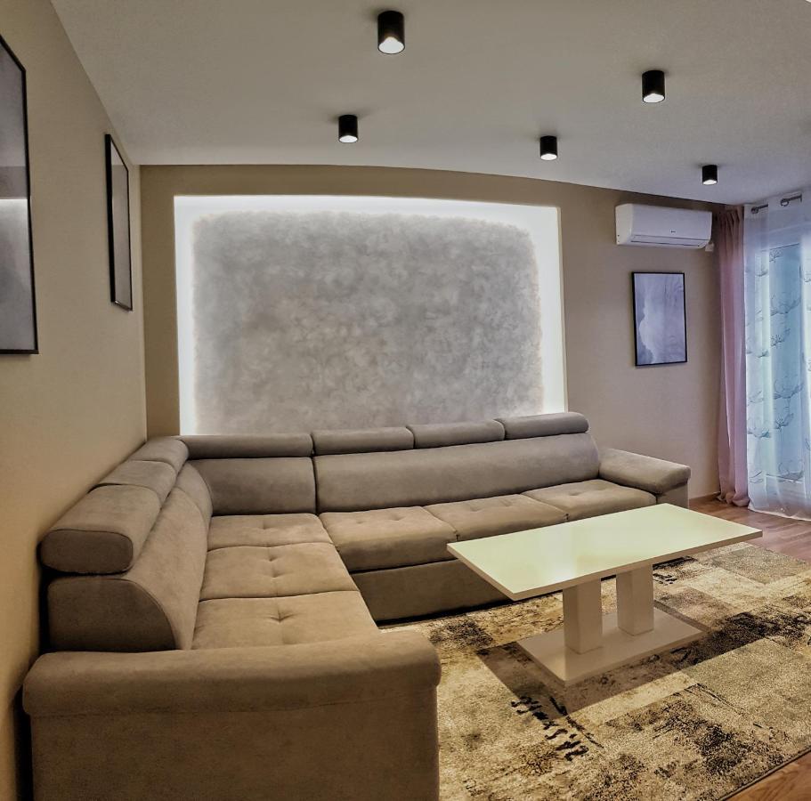 Sun Valley Apartments 莫斯塔尔 外观 照片